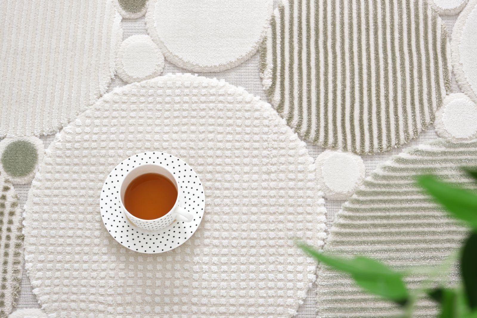 ［NEW］ハンドメイド 羊毛Tapestry Light gray×White Timeless Furnishing | Step into style, Live Beyond Ordinary. – IBZA